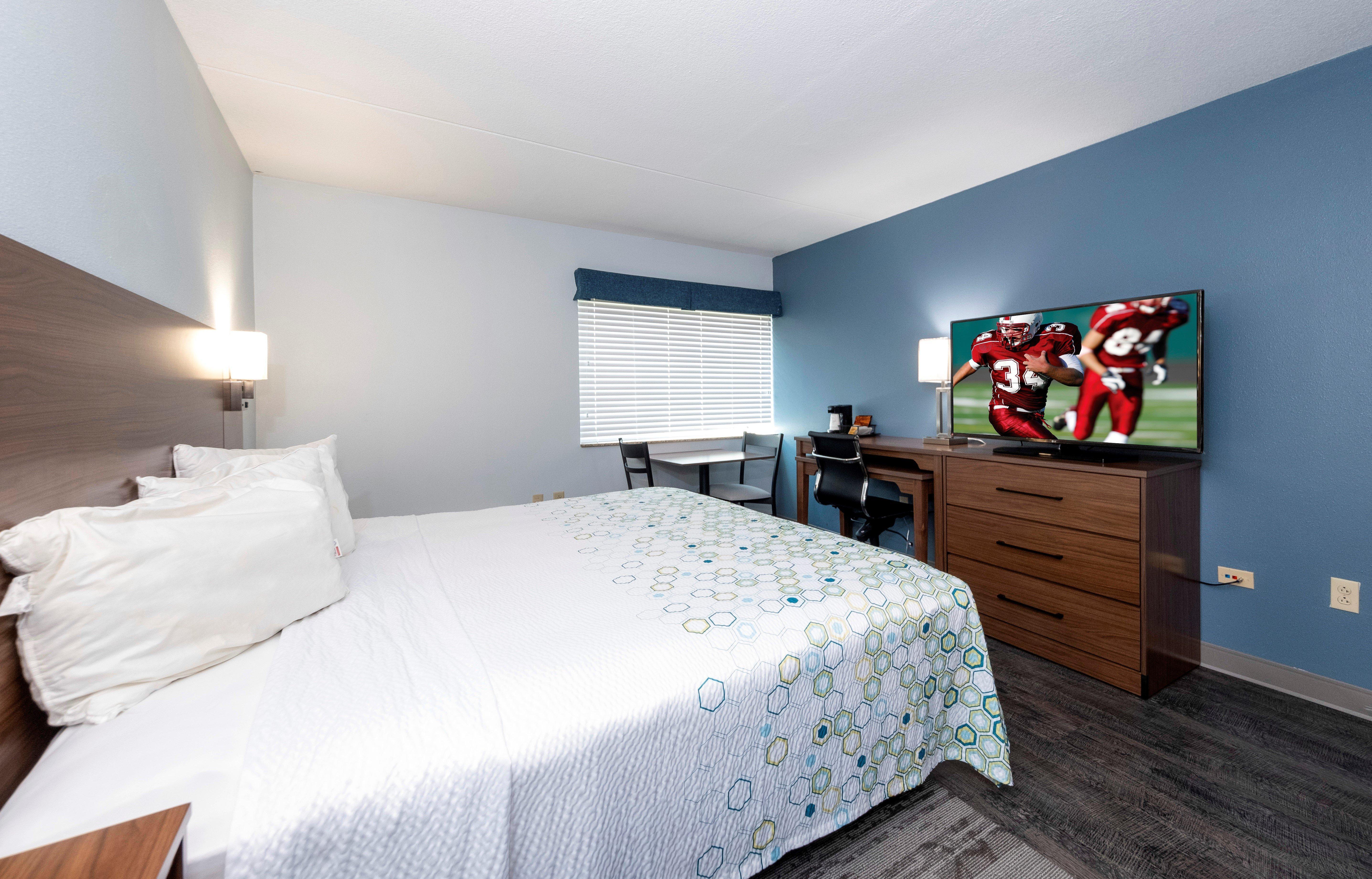 Red Roof Inn & Suites Wilmington - New Castle Dış mekan fotoğraf