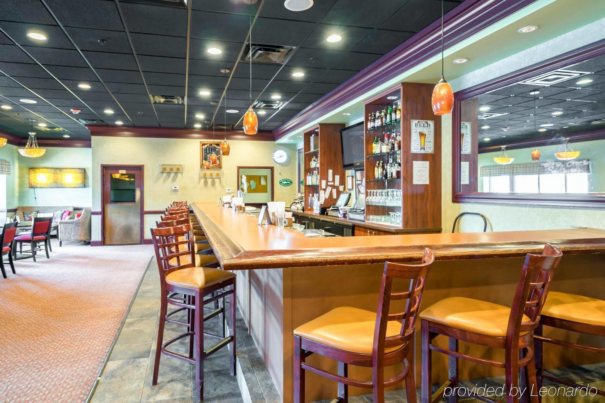 Red Roof Inn & Suites Wilmington - New Castle Dış mekan fotoğraf